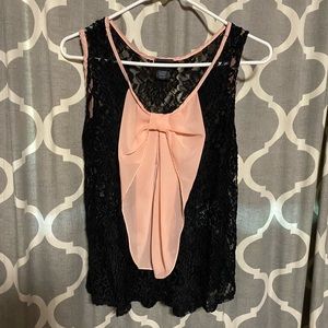 Women’s tank top size small